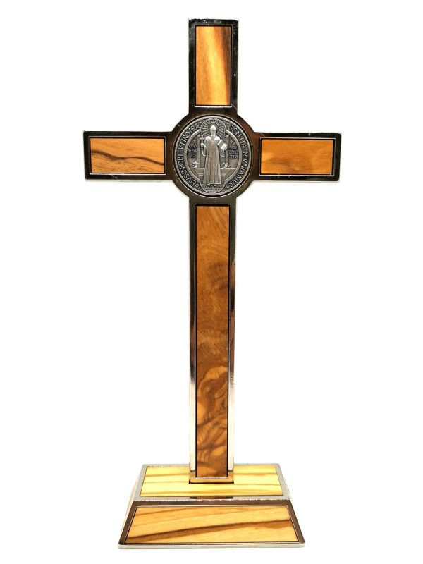 Croce San Benedetto con base